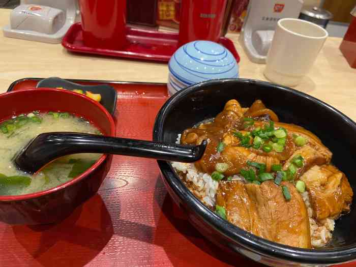 食其家·牛丼咖喱(群光广场店)-"我和男朋友都很喜欢吉野家的牛肉饭