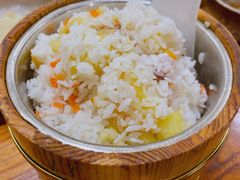 土豆焖饭-滇香肴·云南菜蒸汽石锅鱼(云南北路店)