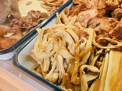 -聚合鑫东北熏酱熟食麻辣面(长阳店)