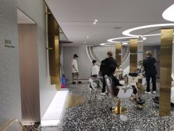 大厅-3AM HAIR SALON烫发染发接发