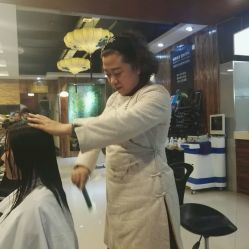 点击看大图 -煊私人定制美发会所