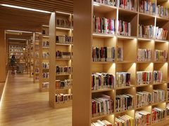 -漕河泾街道图书馆(漕河泾社区文化活动中心店)