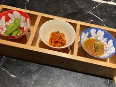 -山川小町·极番烧肉(新地假日广场店)