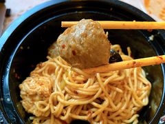 -全家便利店(宜山路站店)