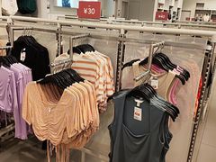 -H&M(集美万达店)