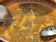 -阿山卓·野生菌火锅·纳西火塘烤肉