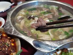 -谢老五跷脚牛肉·非遗传承店