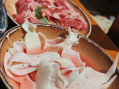 -爱你您·自家鱼塘·活水喷泉鱼火锅(八里店)