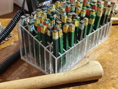 -十八字金·银饰·拼豆·开蚌DIY(魏公芳华里店)
