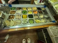 -愉肴麻辣香锅(中北镇店)