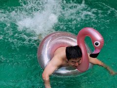 -三亚亚龙湾五号度假别墅酒店