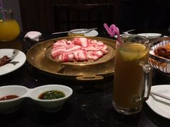 -猪啊牛呀羊啊铜盘烤肉(正大广场店)