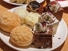 -小鱼小牛(世欧广场店)