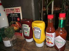 -HIGH FIVE哈福手工汉堡(桂林路店)