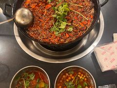 -鸿顺老铁锅美蛙鱼府(解放碑店)