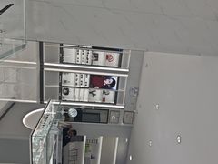 -光明眼镜·蔡司授权(徐泾店)