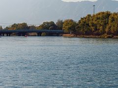 -稻香湖景欢乐岛温泉城堡