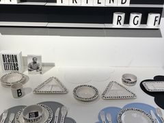 -RGF(巨鹿路店)
