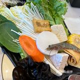 今天火锅吃撑了，超满足