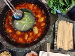 -重庆烧鸡公火锅(簋街店)