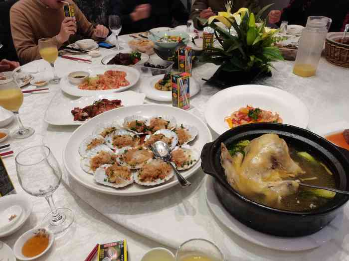 象山石浦海鲜城(杭大路店)-"菜味道不错 吃得非常满意 下次还来这里.