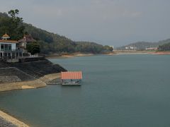 -孔雀湖生态旅游区