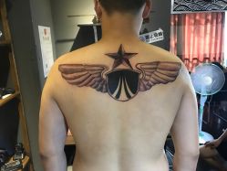 -木子·纹身店TATTOO穿孔·洗纹身