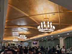 -汗腾格里·风味餐厅(新疆驻京办店)
