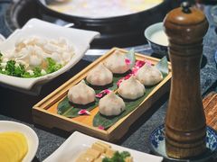 -大匠工房古船木艺术餐厅·猪肚鸡专门店(长白仙岛店)