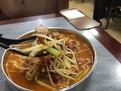 老友粉-红鼻子桂林米粉(金唐新光界店)