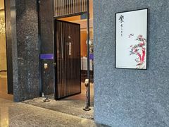 -上海虹桥西郊假日酒店