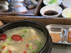 -围炉肉舍•炭烤活鳗•丹东海鲜烤肉(步行街店)