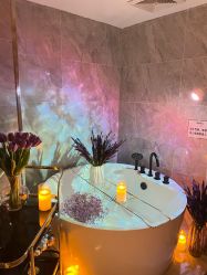 -MIDA蜜哒•科技逆龄美肤连锁