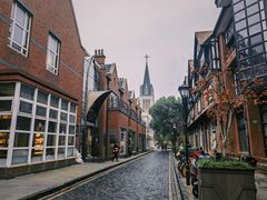 -钟书阁(松江泰晤士小镇店)