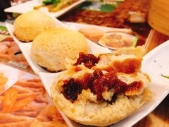 酥皮焗叉烧包-添好运点心专门店(深水埗店)