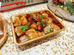 -小董哥烤串·爆汁大油边(故宫店)