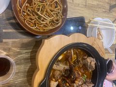 -冯烫烫跷脚牛肉·川菜小馆(武胜西街店)