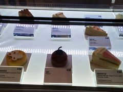 -Fridi Patisserie Cafe