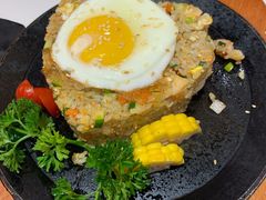三文鱼蟹子炒饭-妥妥烤肉料理(凯德店)
