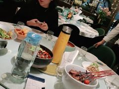 -雀蓝川菜(奥体广场店)