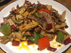 -十三式重庆江湖菜(金茂览秀城店)