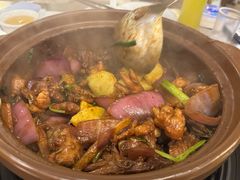 -胡须佬鸡煲四季火锅店(石厦西村直营店)