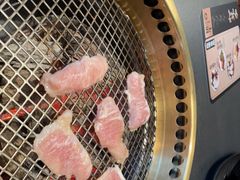 -铭牛烧肉·和牛海鲜自助(高新月牙湖店)