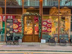 -mordew加州日记西餐&小酒馆(新天地店)