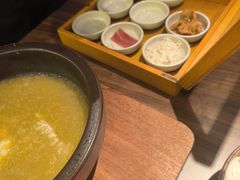 -良米山·云南野生菌过桥米线(上海首店)
