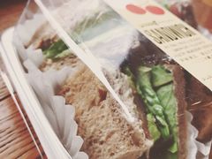 吞拿鱼三明治-巴黎贝甜(大宁国际商业广场店)