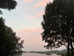 -天目湖涵田半山温泉水乐园