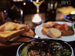 -wineapp葡萄酒餐吧(外滩金融中心店)