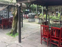 -土砂锅生态山庄·非遗砂锅雅鱼