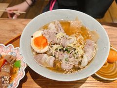 -啢啢茶寮(芳华横街店)